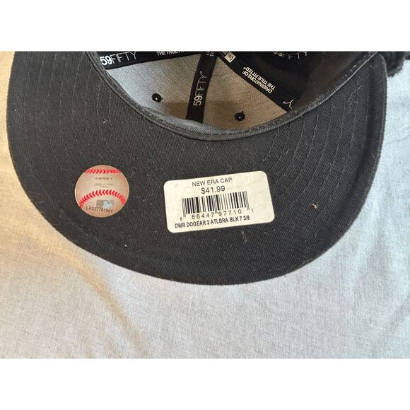 Atlanta Braves New Era Black Cap, Dogear, 7 & 3/8, Fuzzy, 59Fifty, NWT, Warm - Picture 3 of 7